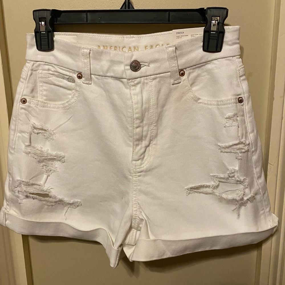 American Eagle Mom Jeans